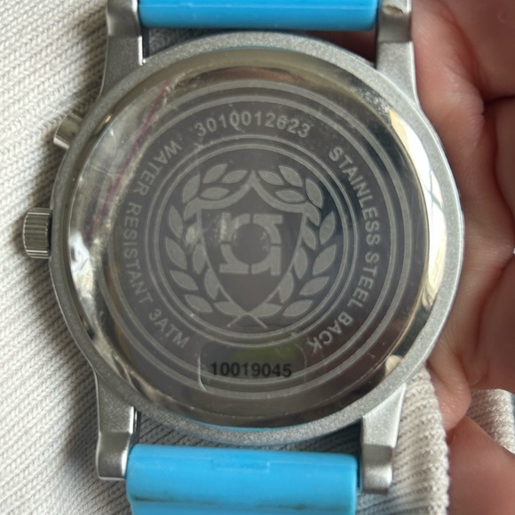 2 Kenneth Cole Reaction Mens Silicone Watches - Picture 6 of 6